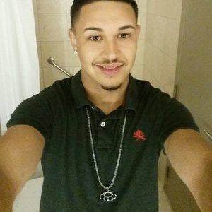 Meet your Posher, Rafael omar